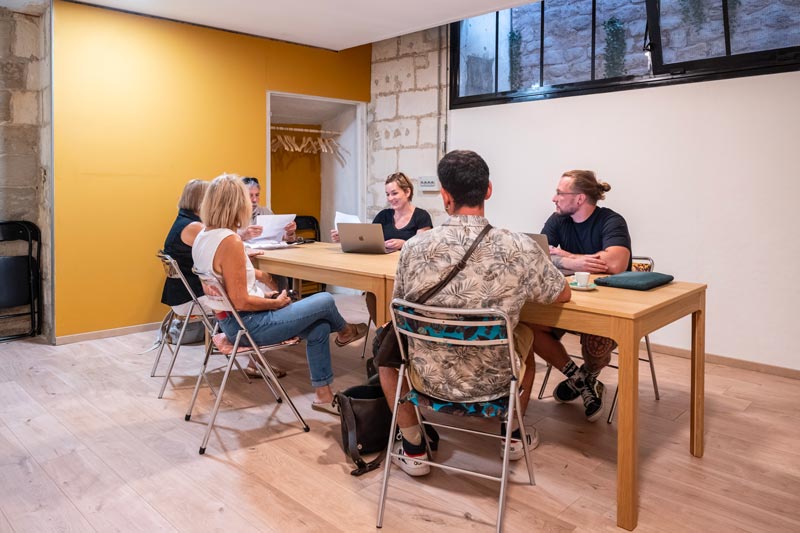 Salle privatisée le coin clic cowork saintes La dame qui pique