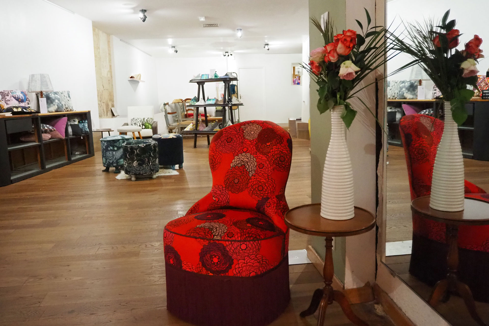 Le fauteuil fait salon La dame qui pique Saintes